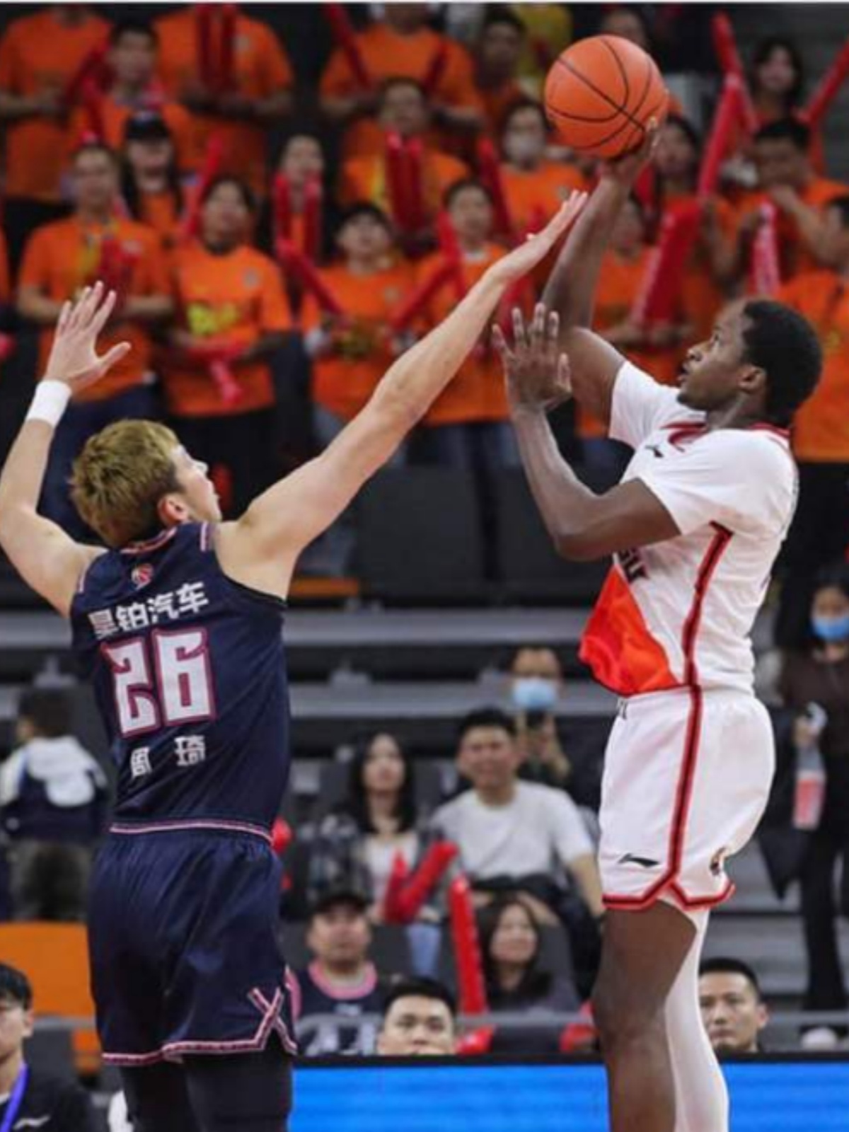 英雄联盟赛事官网-广东宏远赛后强势反弹，志在德甲名次提升，压力陡增，细节决定成败 